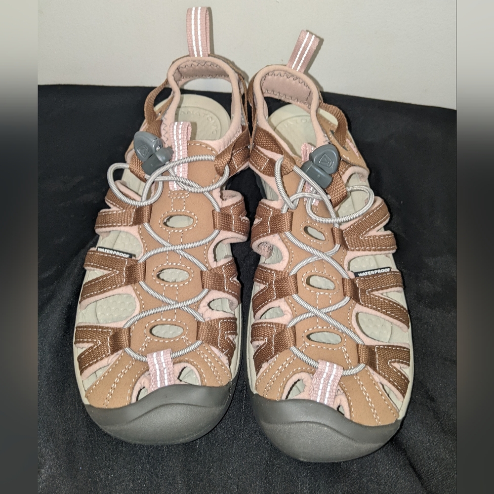 Keen Women's Whisper Sandals